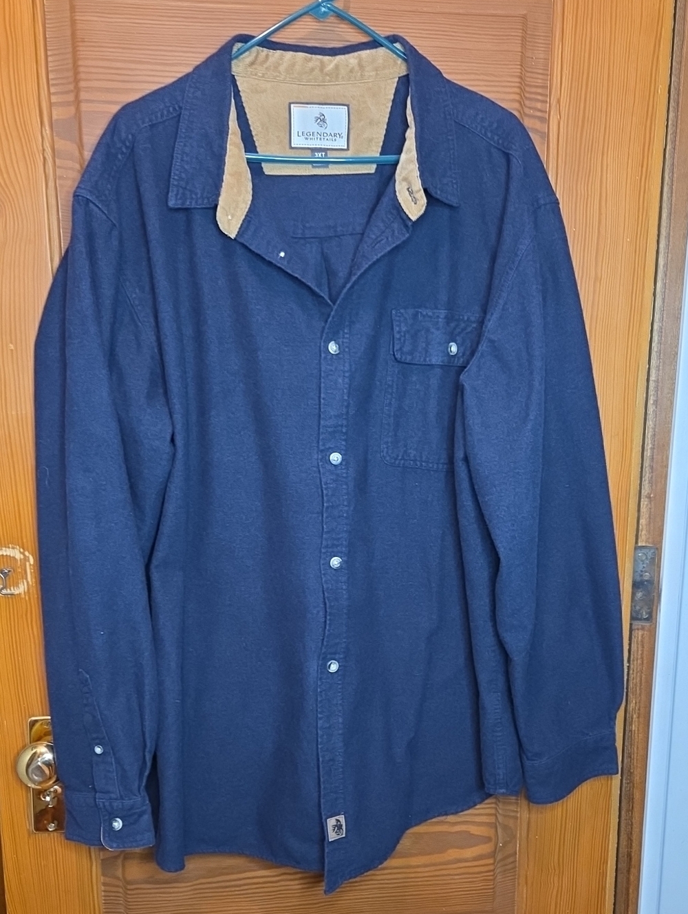Legendary Whitetails Navy Long-Sleeve Flannel Button-Down Shirt